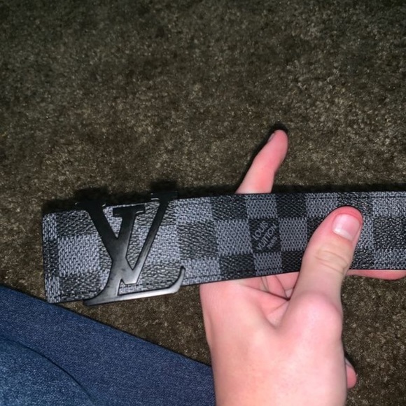Louis Vuitton belt - Picture 2 of 4